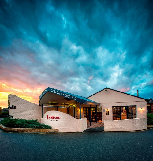 Country Club Villas image 2